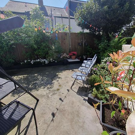 Private Luxury Double Room In Cardiff Exteriör bild