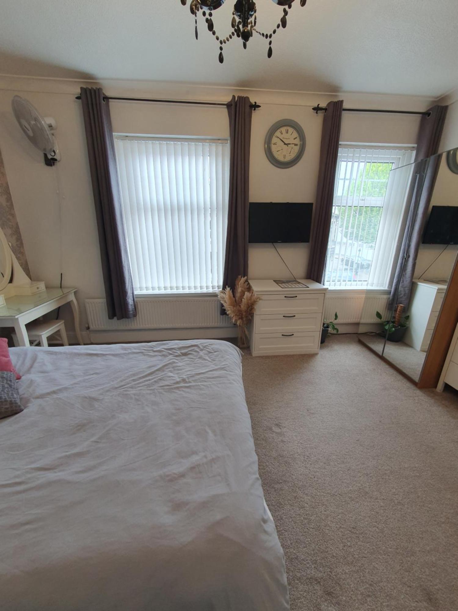 Private Luxury Double Room In Cardiff Exteriör bild
