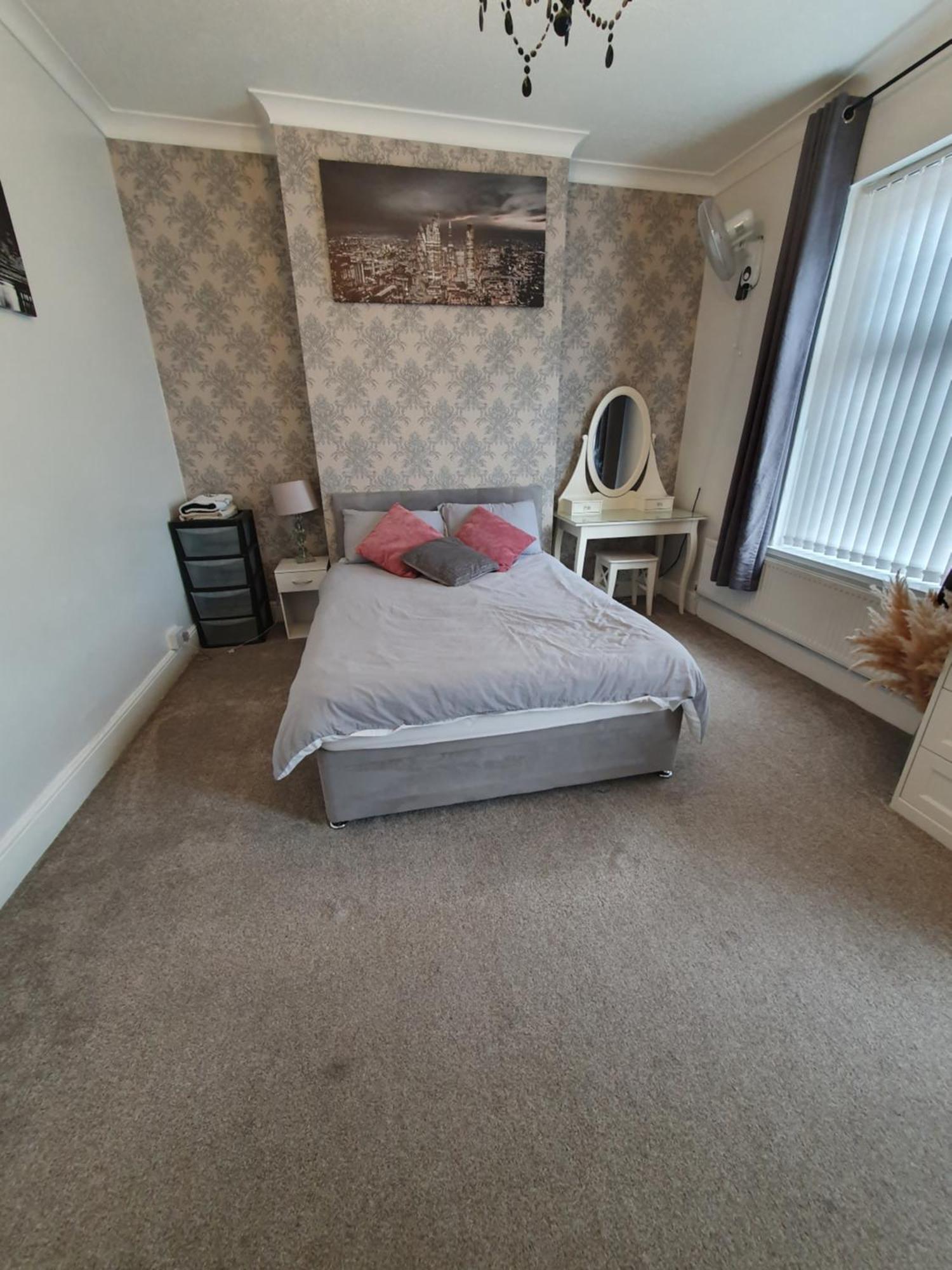 Private Luxury Double Room In Cardiff Exteriör bild